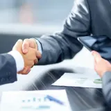 Na co można przeznaczyć dofinansowanie z urzędu pracy? Odkryj ograniczenia i możliwości