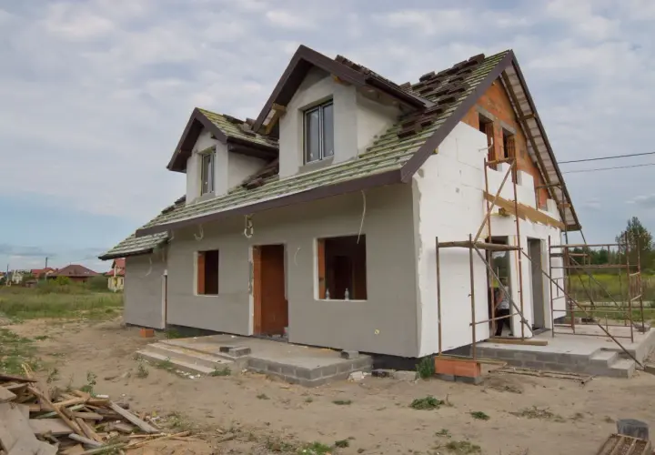 Czy jest dofinansowanie do ocieplenia domu? Sprawdź, ile możesz zyskać