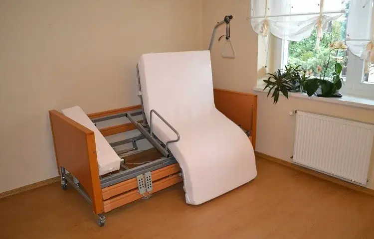 Jakie jest dofinansowanie do łóżka rehabilitacyjnego i jak je uzyskać?