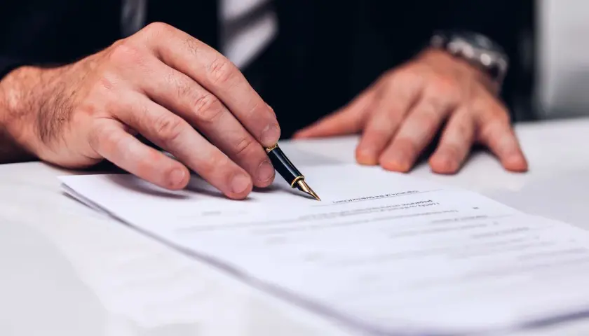 Wykreślenie hipoteki z księgi wieczystej – ile trwa i jak uniknąć opóźnień?