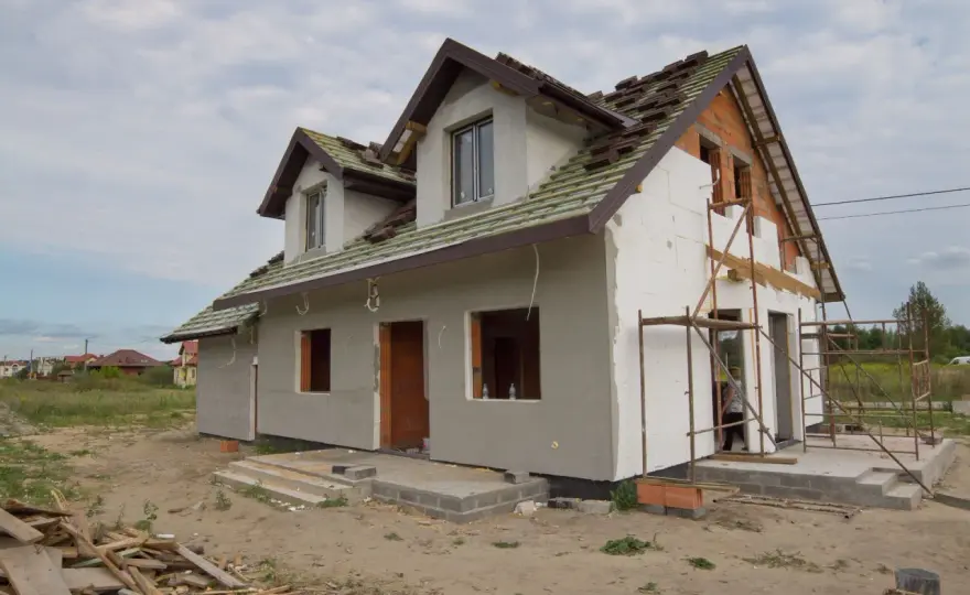 Czy jest dofinansowanie do ocieplenia domu? Sprawdź, ile możesz zyskać