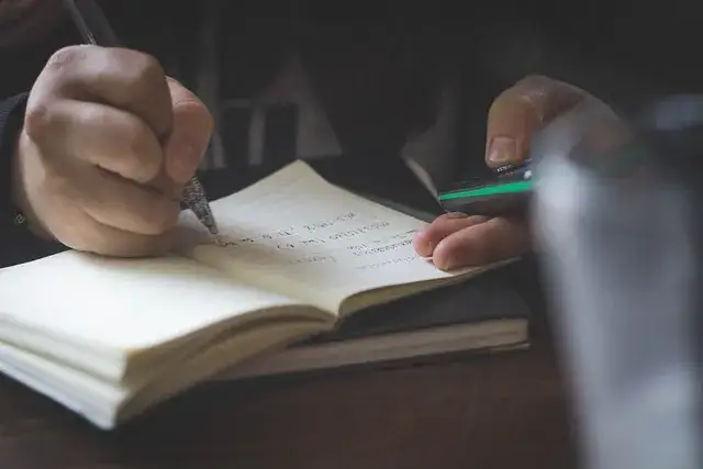Zdjęcie Jak uzyskać odpis świadectwa maturalnego i uniknąć zbędnych kosztów